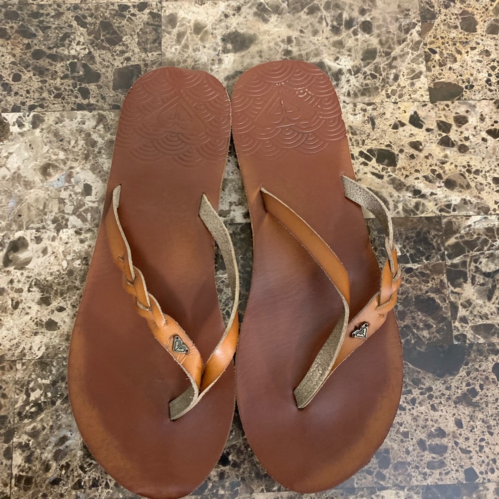 Roxy sandals